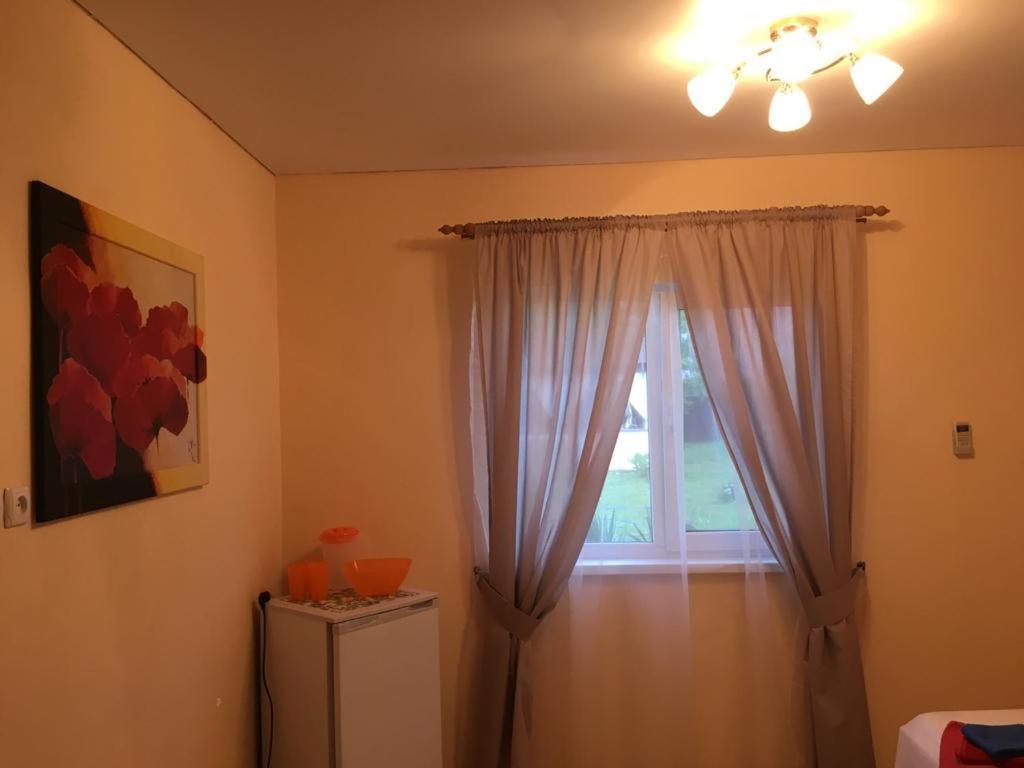 Solnechny Bereg Guest House Gudauta Exterior photo