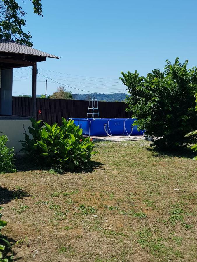 Solnechny Bereg Guest House Gudauta Exterior photo